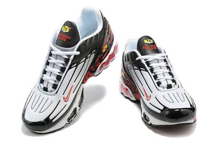 AIR MAX PLUS TN 3 'BLACK GREY RED' - Imagen 2