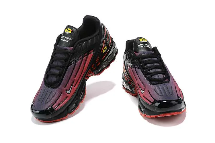AIR MAX PLUS TN 3 'RADIANT RED' - Imagen 2