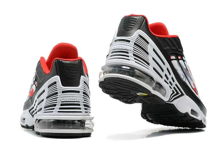 AIR MAX PLUS TN 3 'WHITE MILITARY RED' - Imagen 3