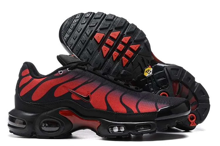 AIR MAX PLUS TN 'BRED REFLECTIVE' - Imagen 3
