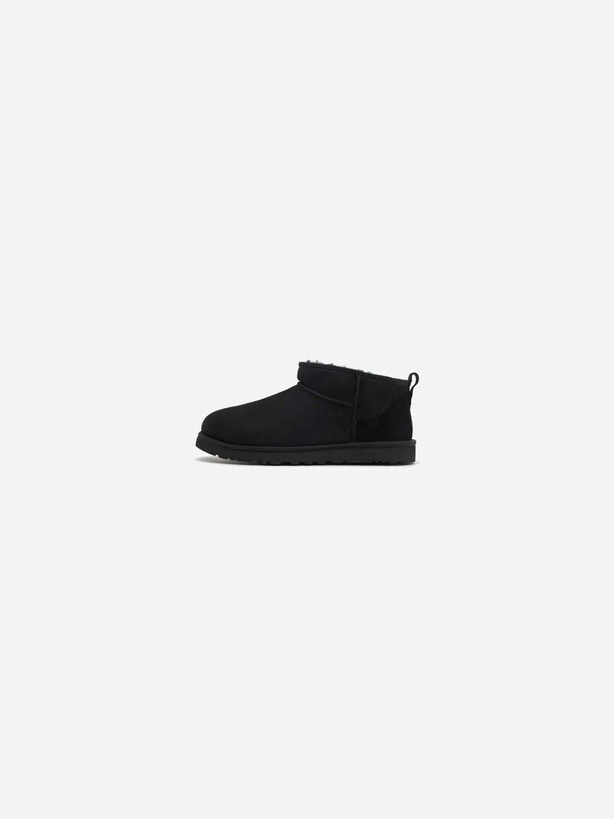 UGG - Classic Ultra Mini Boot Black - Imagen 4