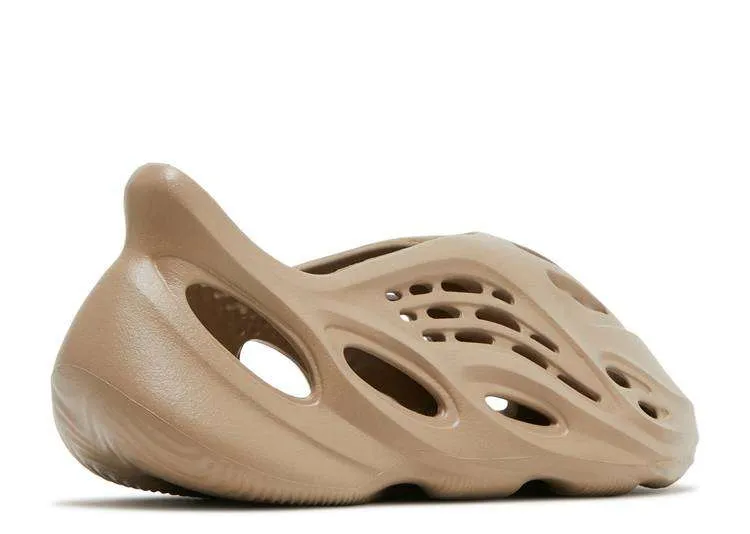 YEEZY FOAM RUNNER 'MIST' - Imagen 3
